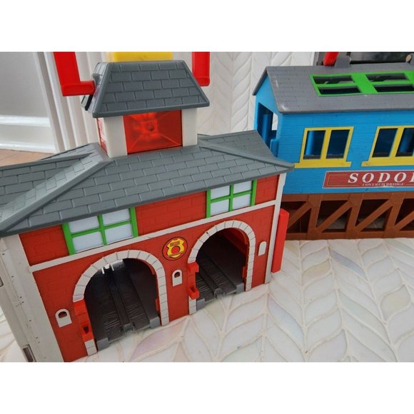 LOT Thomas & Friends SODOR COVERED BRIDGE  Take & Play 2007 3 SETS  - 27.1 - Picture 4 of 6